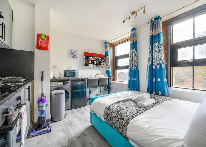 78f6 Modern & Cosy *