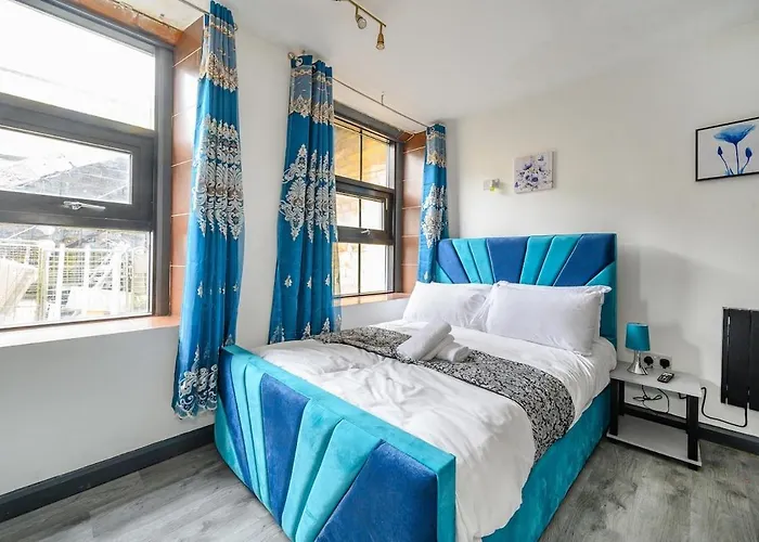 78f6 Modern & Cosy *